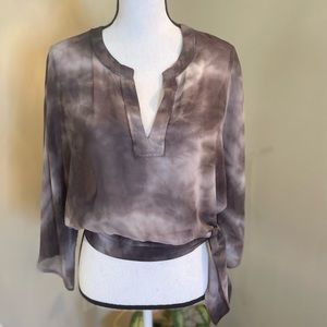 Elegant Blouse With Tie Dye Pattern